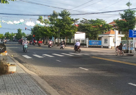 Driving national change to safeguard every child on every journey to and from school across Vietnam